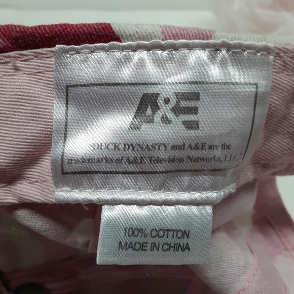 A&E Official Duck Dynasty‎ Pink Camo Snap Back Cap Unisex Hat OSFM Embroidered - Picture 9 of 12